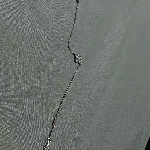 18K Gold Diamond Station Bracelet - Picture 2 of 4